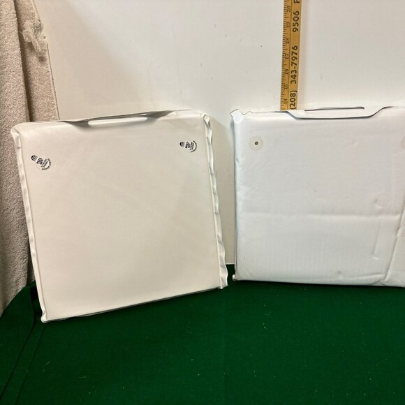 WRANGLER Stadium Rodeo Bleacher Seats 13 x 13 Vintage - Picture 4 of 5